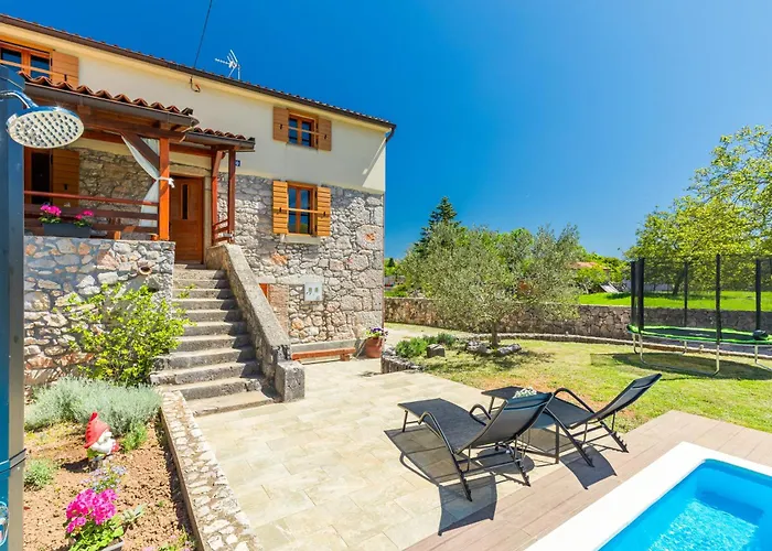 Dora - Family House With Saltwater Pool In Gostinjac, Krk Island Gostinjac