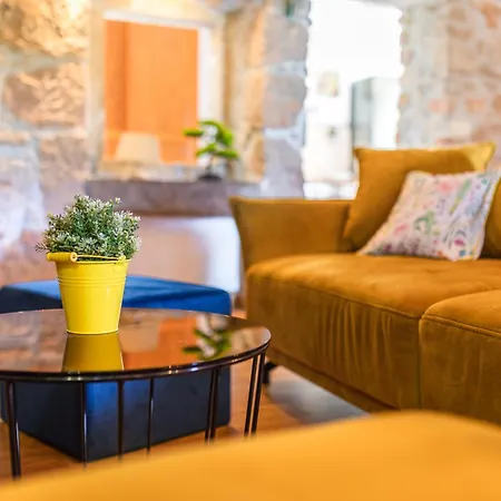 Dora - Family House With Saltwater Pool In Gostinjac, Krk Island Villa Gostinjac